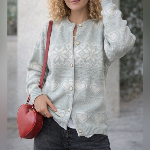 Vintage Sweaters - Vintage cardigan with hearts m-l